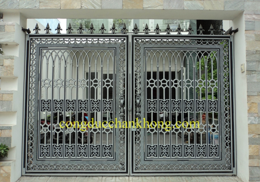 Cổng nhôm đúc trọn bộ G044